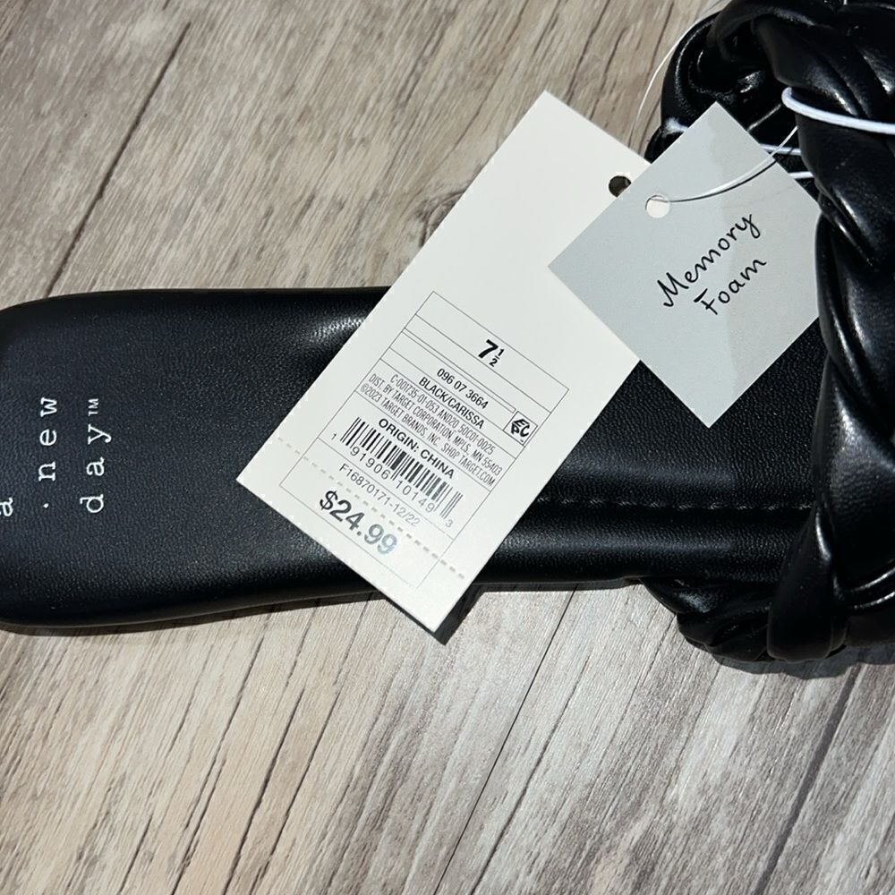 a new day sandals - Picture 4 of 4